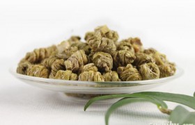 铁皮枫斗是如何加工制成的?