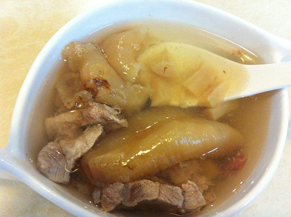 石斛花胶炖瘦肉的2种做法